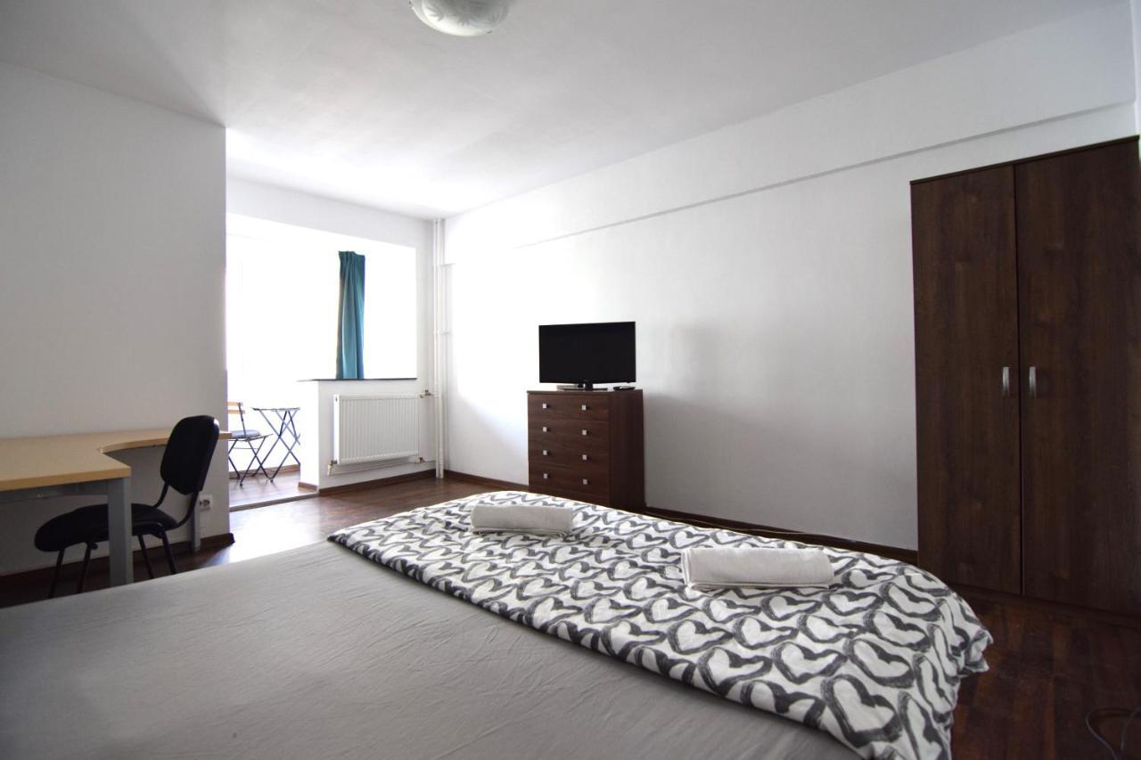 Resedinta Luterana Apartment Букурещ Екстериор снимка