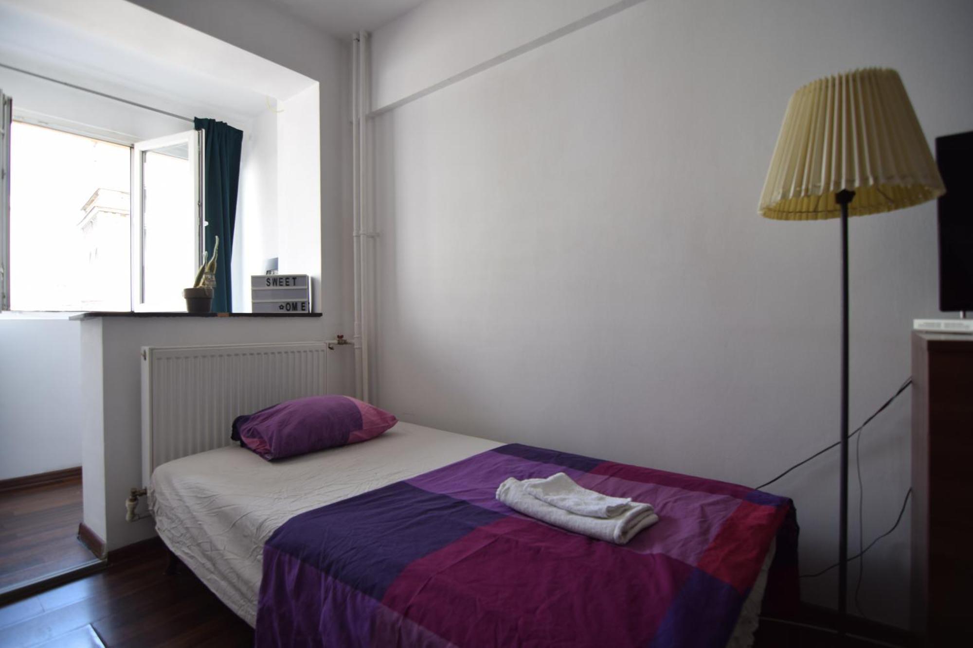 Resedinta Luterana Apartment Букурещ Екстериор снимка